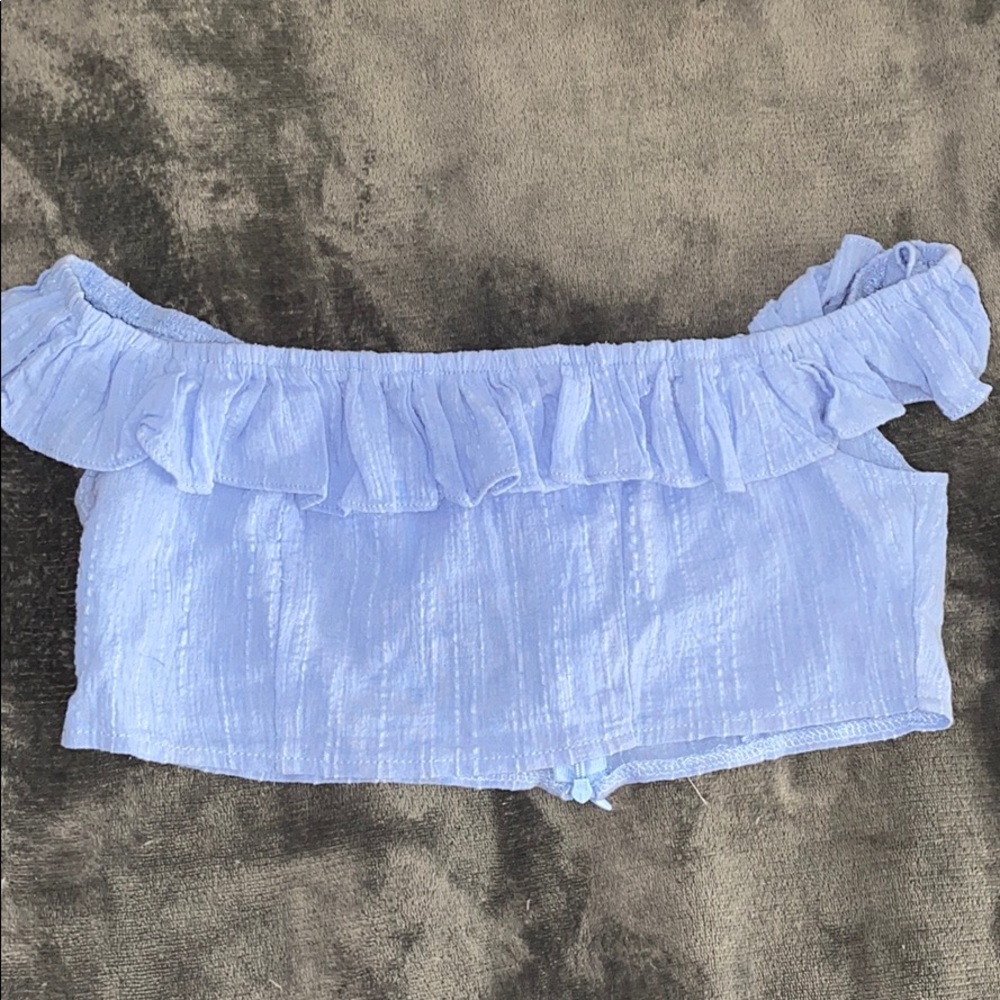 Cropped shirt
